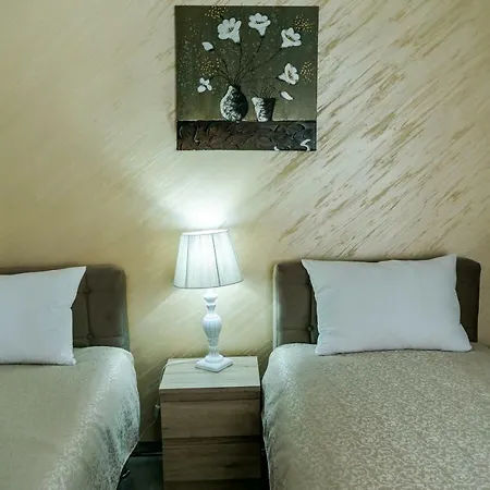 Tref Guest house *